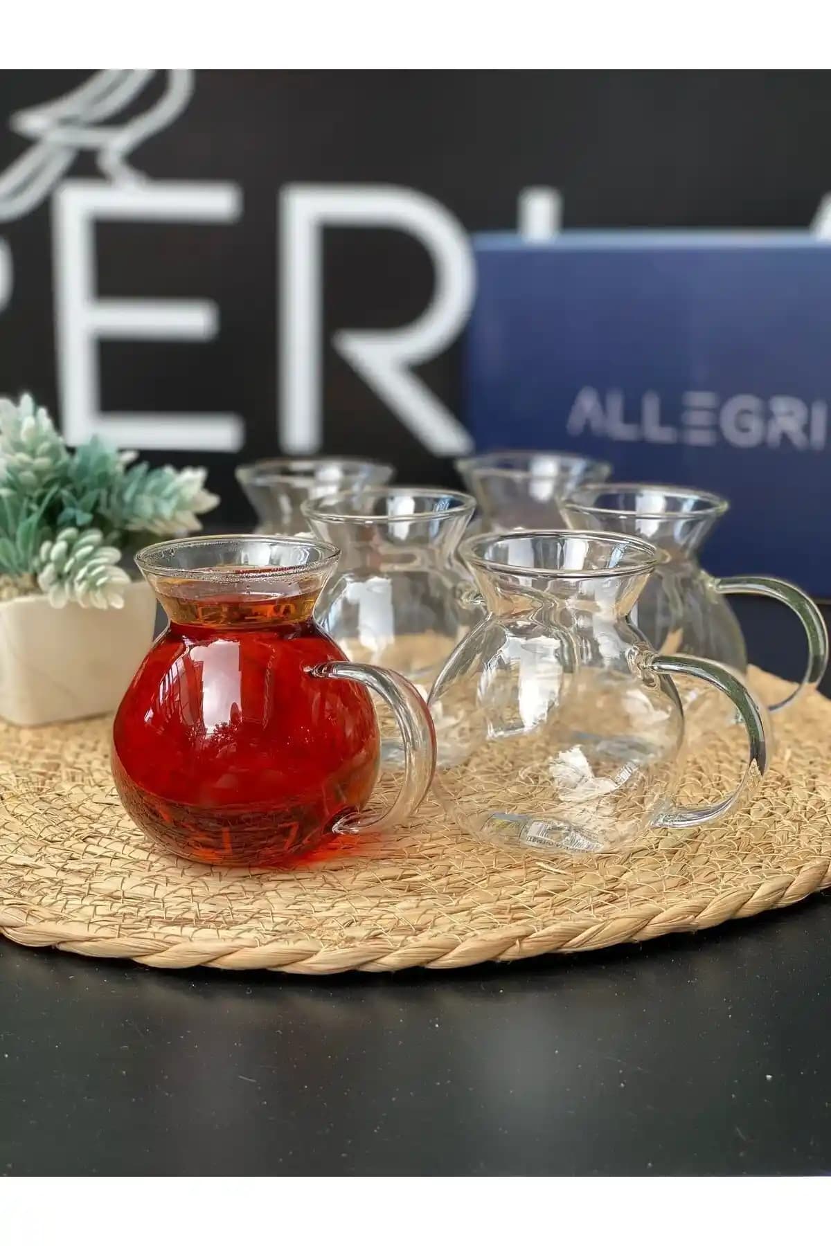 Cam Çay Bardaklarında Fonksiyonellik ve Tasarım Trendleri Günümüzdeki Kullanım Avantajları