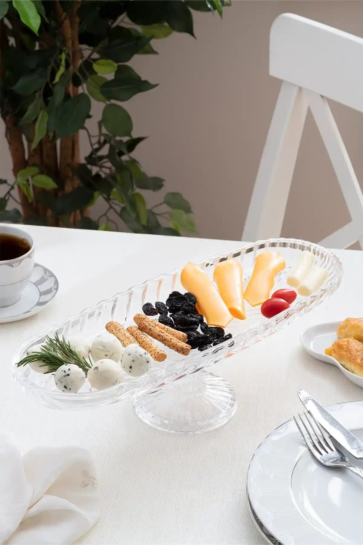 Cam Tabak Ev Masası Seçimi ve Bakım İpuçları Modern ve Şık Tasarımlar