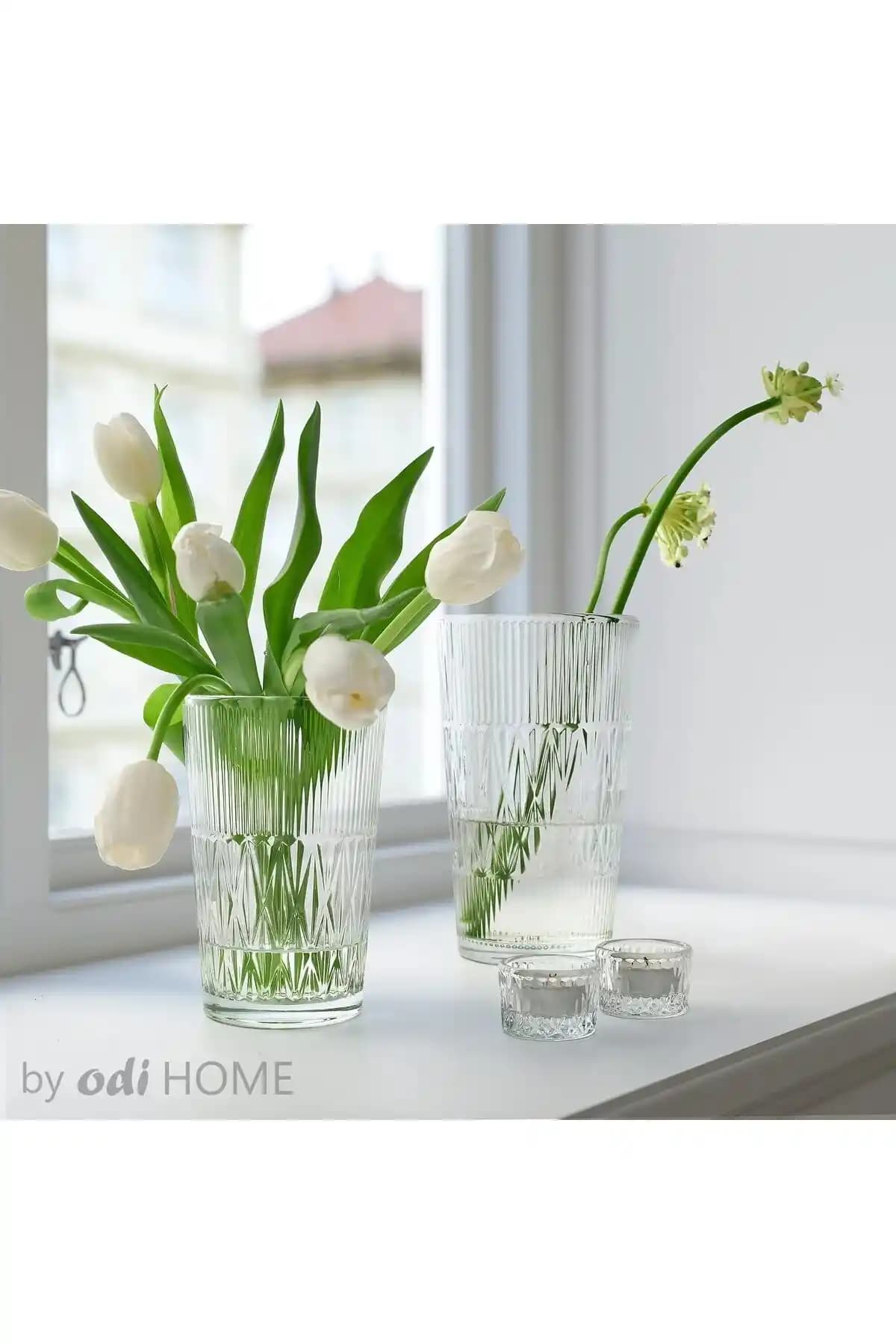 Cam Vazolar: Estetik ve Fonksiyonelliği Bir Arada Sunan Dekorasyon Ürünleri