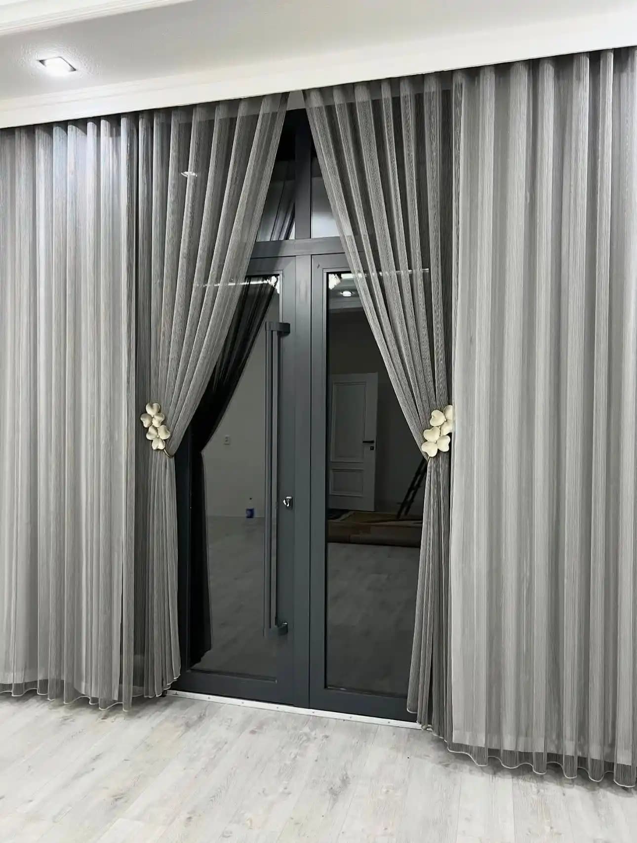 Çelik Tül Perdelerin Modern Dekorasyonda Kullanımı ve Tasarım İpuçları