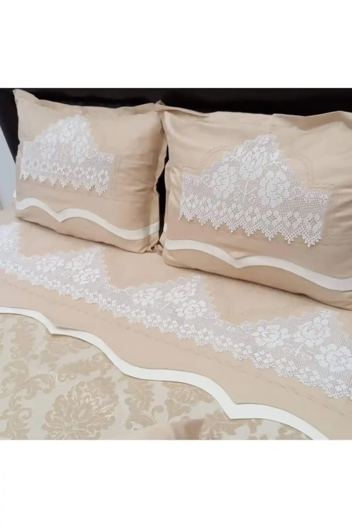 Dantelli Yatak Çarşafları ile Yatak Odalarınıza Zarif ve Şık Dokunuşlar