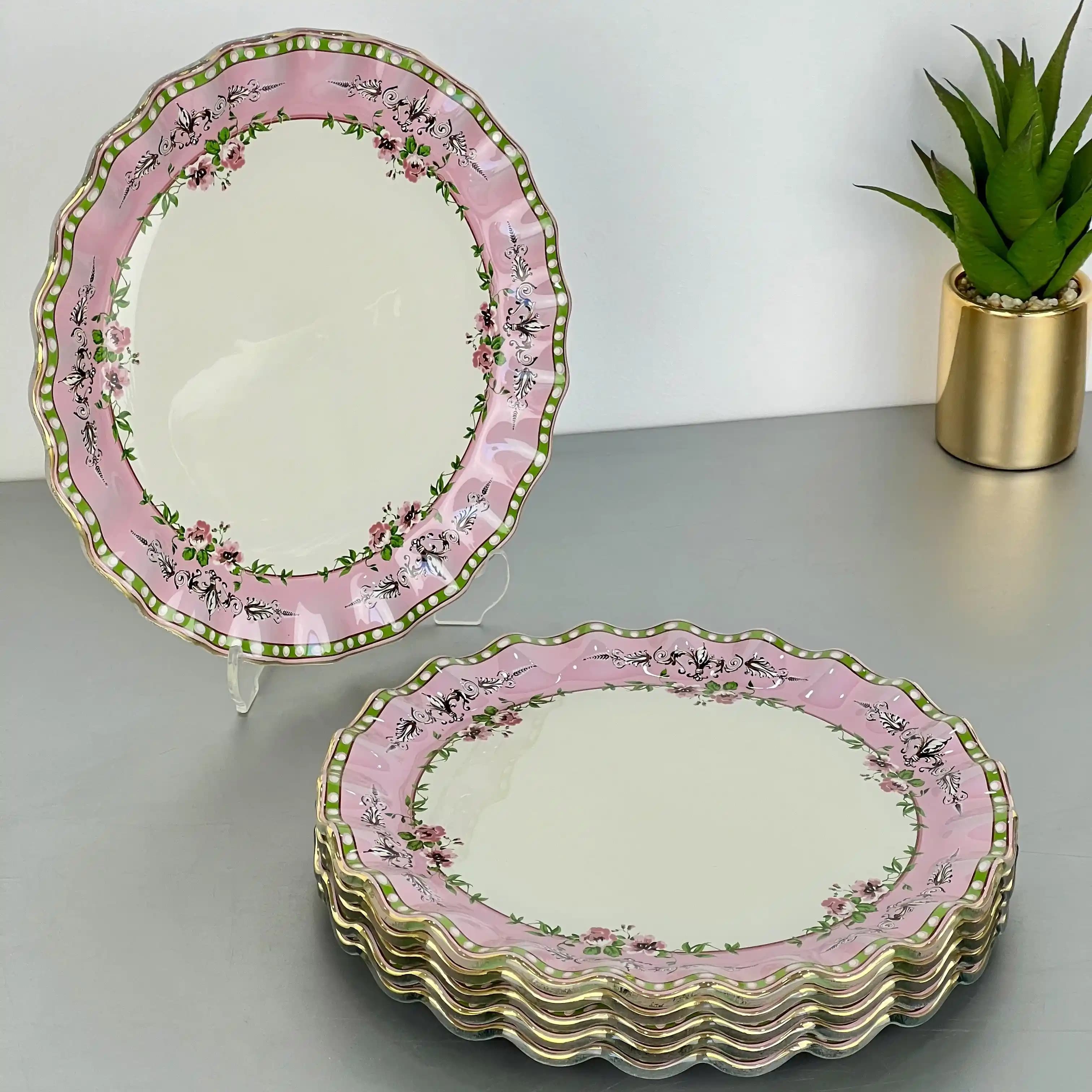 Dayanıklı Pasta Tabağı Seçenekleri ve Malzeme Özellikleri Hakkında Kapsamlı Rehber