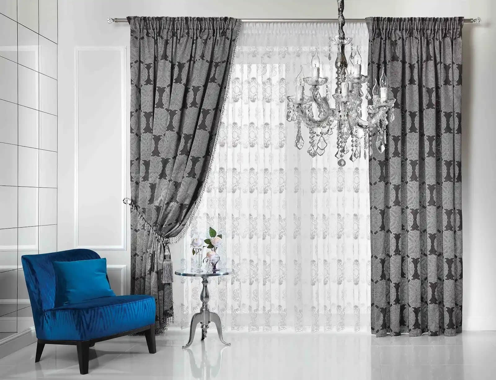 Dayanıklı ve Fonksiyonel Perdeler: Seçim ve Kullanım İpuçları