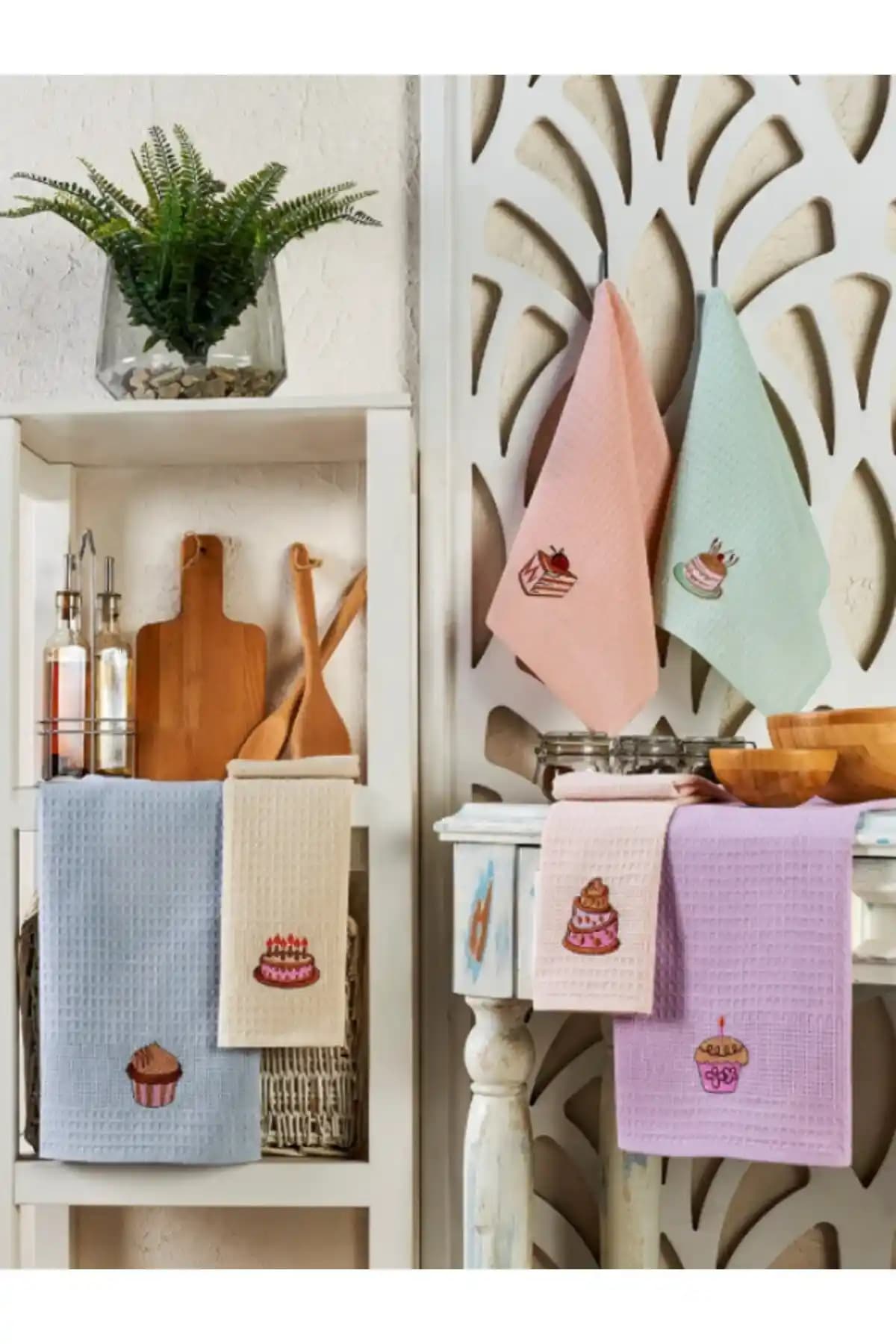 Dekorasyona Uygun Peçete Havlu 6'lı Setler ile Şık ve Fonksiyonel Masa Düzenleri