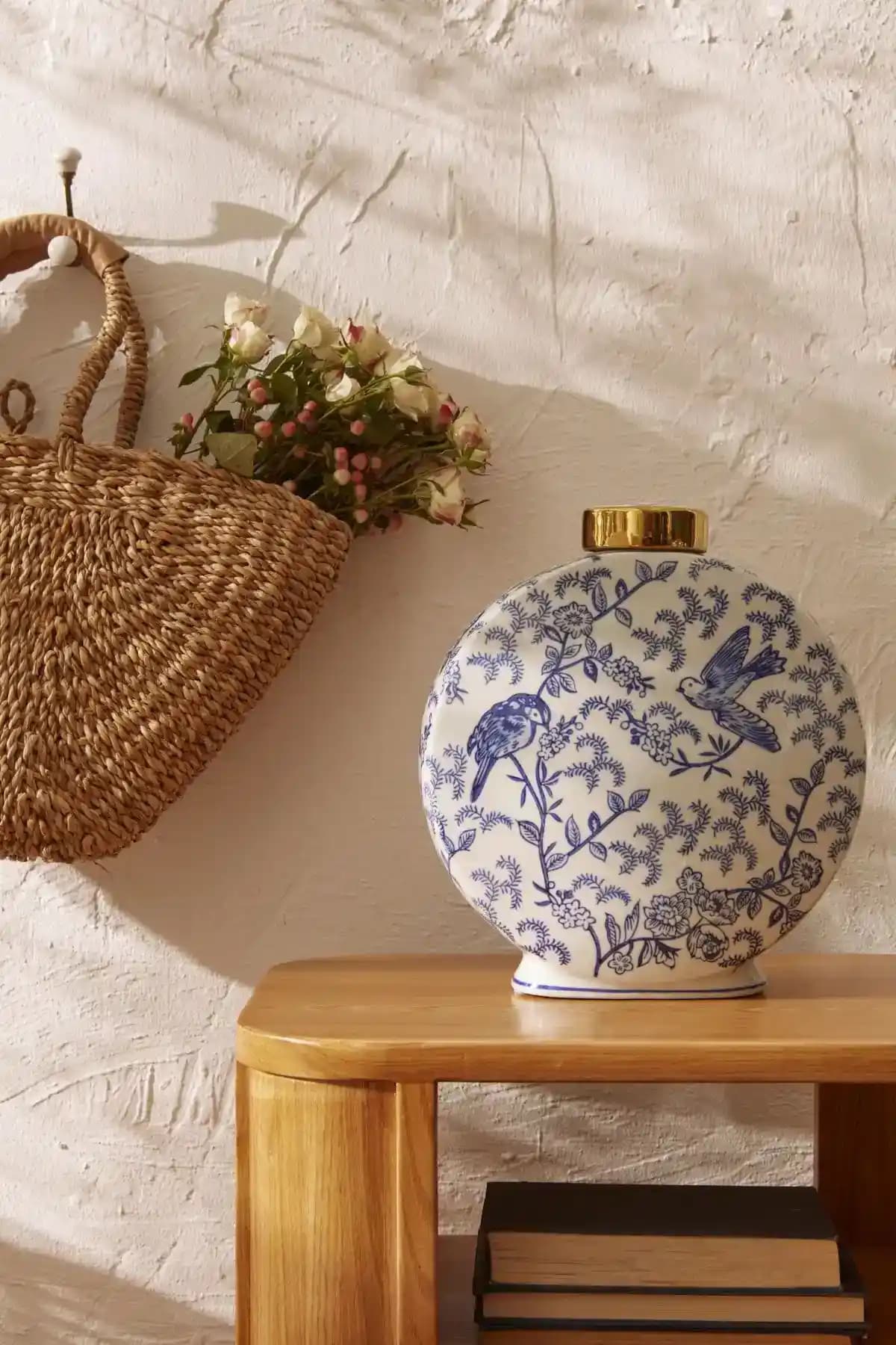 Dekoratif Aksesuarlar ile Mekanlarınızı Şıklık ve İşlevsellikle Yenileyin