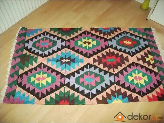 Dekoratif Kilim Desenleri ve Pratik Kullanım İpuçlarıyla Estetik Mekanlar Yaratın