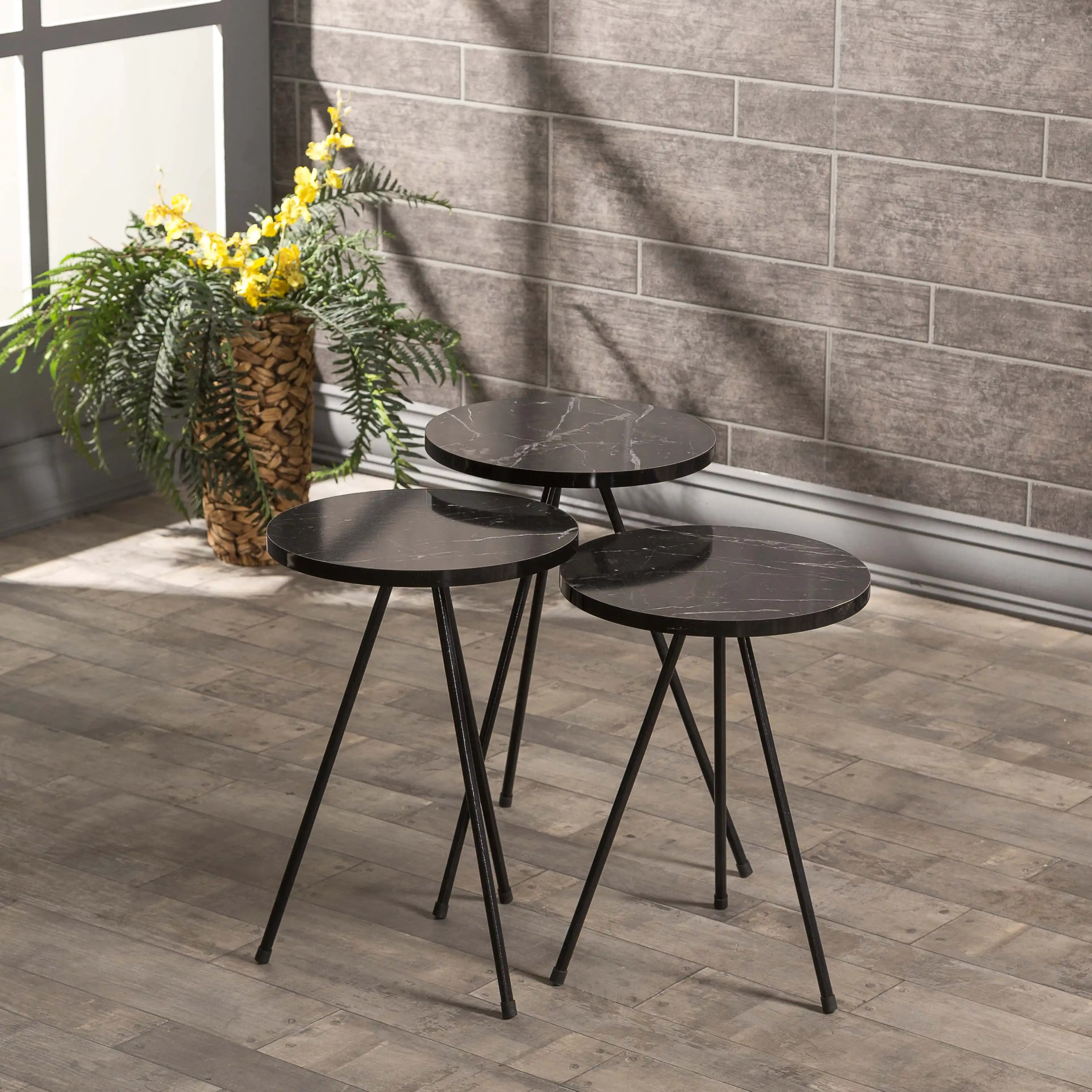 Demir Ayak Modelleri ile Mobilyalarda Dayanıklılık ve Estetik Sağlama