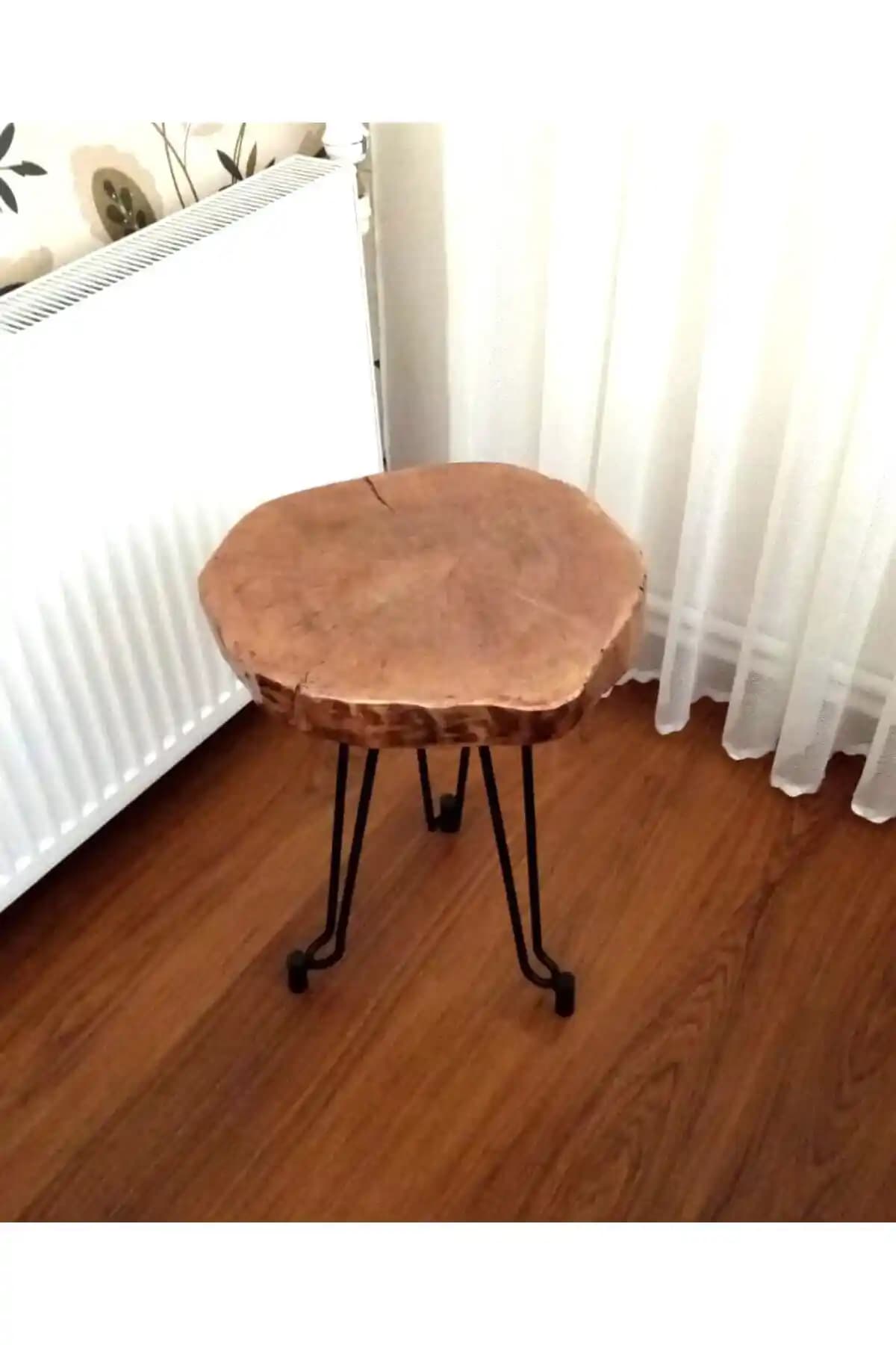 Demir Ayaklı Sehpa Dekorasyon Fikirleri Modern ve Klasik Tarzlara Uygun Tasarımlar