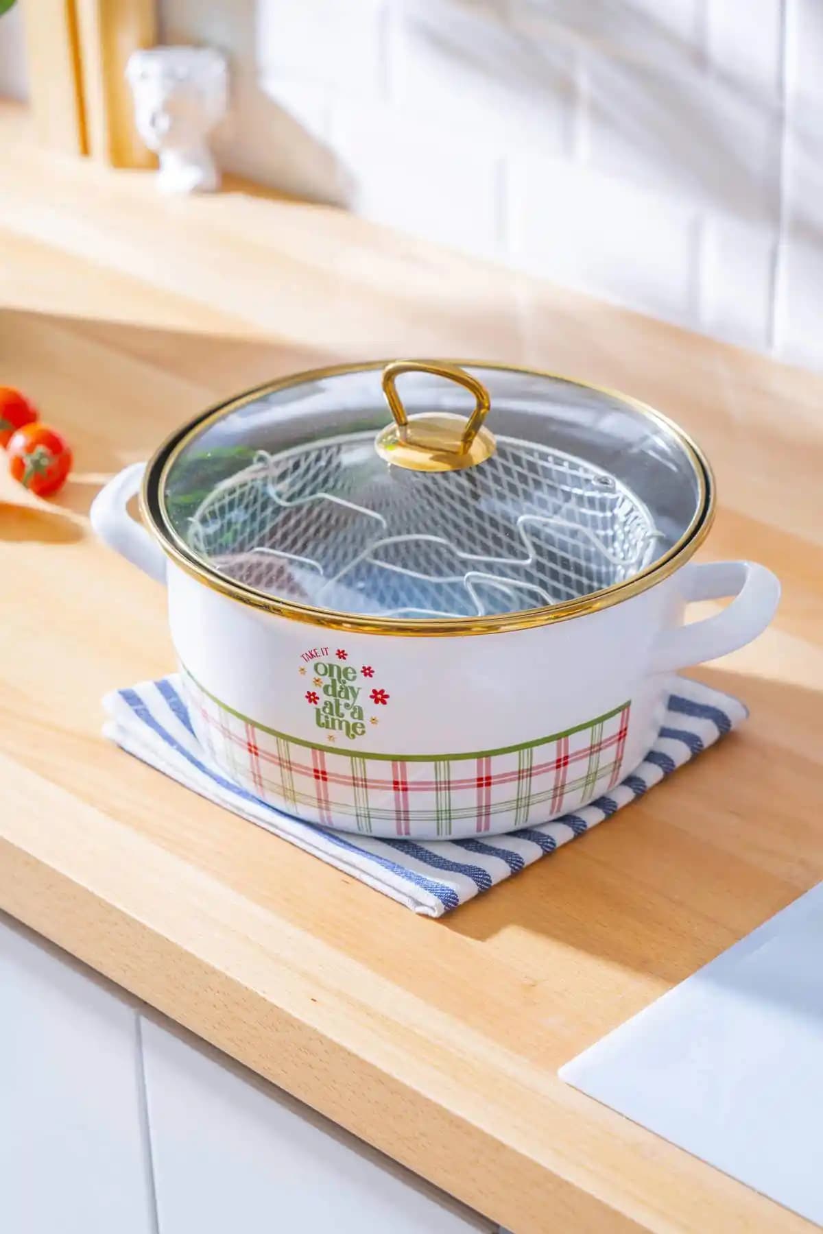 Emaye Tencere Kızartma Özellikleri ve Kullanım İpuçları