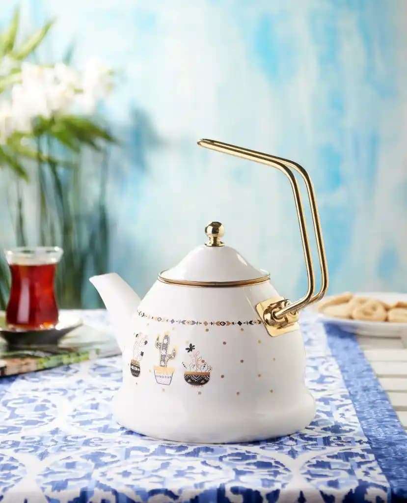 Emaye Ürünlerin Dayanıklılığı ve Estetik Özellikleriyle Mutfaklarda Yeri