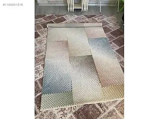 Ev Atmosferini Zenginleştiren Dekoratif Halı ve Kilimler: Malzeme, Tasarım ve Bakım İpuçları