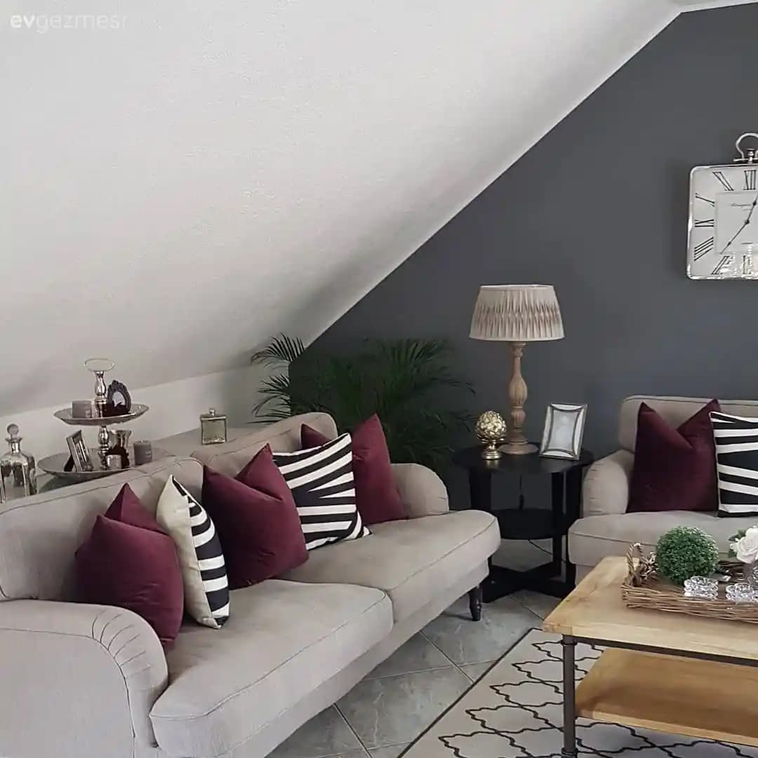 Ev Dekorasyonunda Abajur Aydınlatma Seçenekleri ve Estetik Uyum Sağlama Rehberi