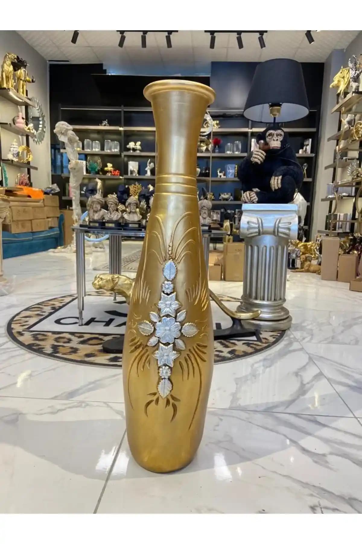 Ev Dekorasyonunda Büyük Vazo Seçenekleri: Modern ve Şık Çözümlerle Mekâna Estetik Katın