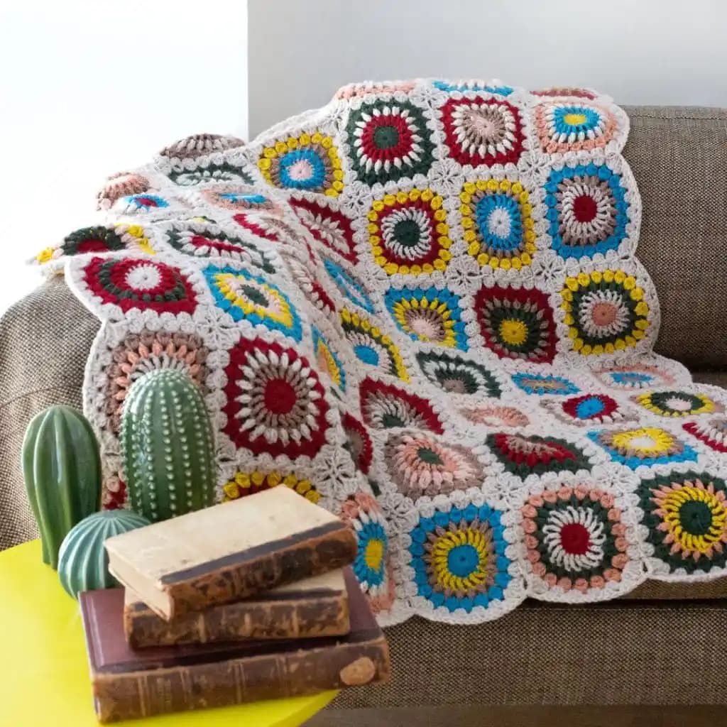 Ev Dekorasyonunda Dizin Battaniyesi: Estetik ve Konforun Uyumunu Yakalayan Detaylar