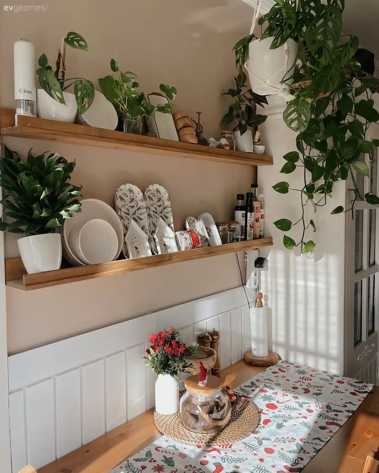 Ev Dekorasyonunda Güncel Trendler ve Uygulama İpuçlarıyla Fonksiyonel ve Estetik Mekânlar