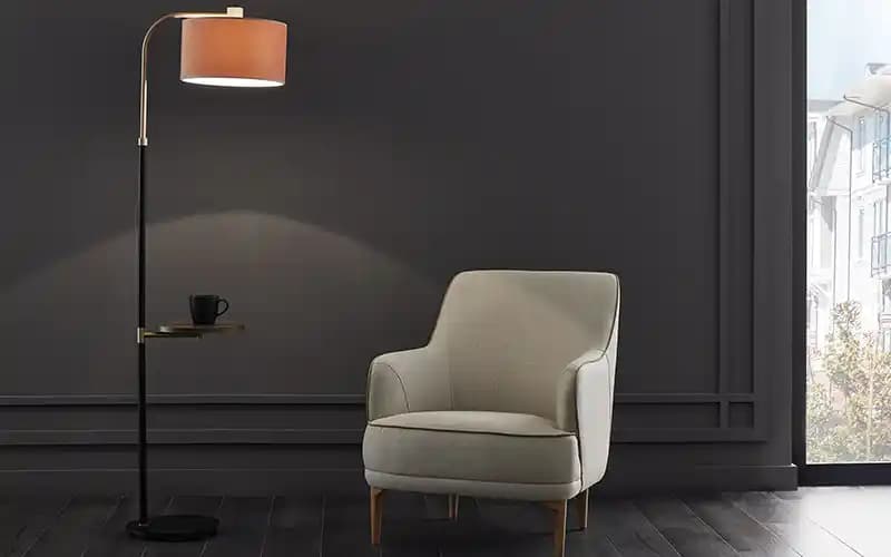 Ev Dekorasyonunda Şemsiye ve Lambaderlerin Rolü ve Modern Trendler