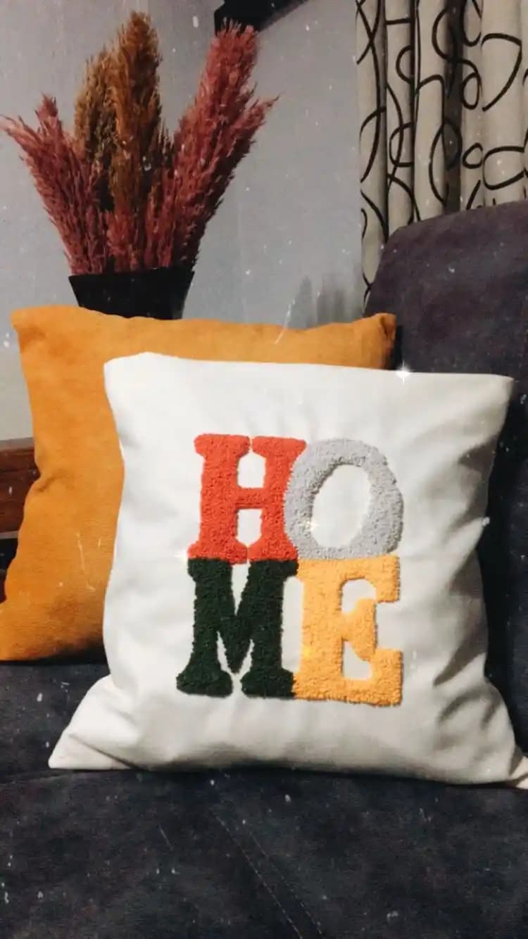 Ev Dekorasyonunda Yastık Modelleri: Estetik ve Konforun Uyumuyla Mekanları Güzelleştirme