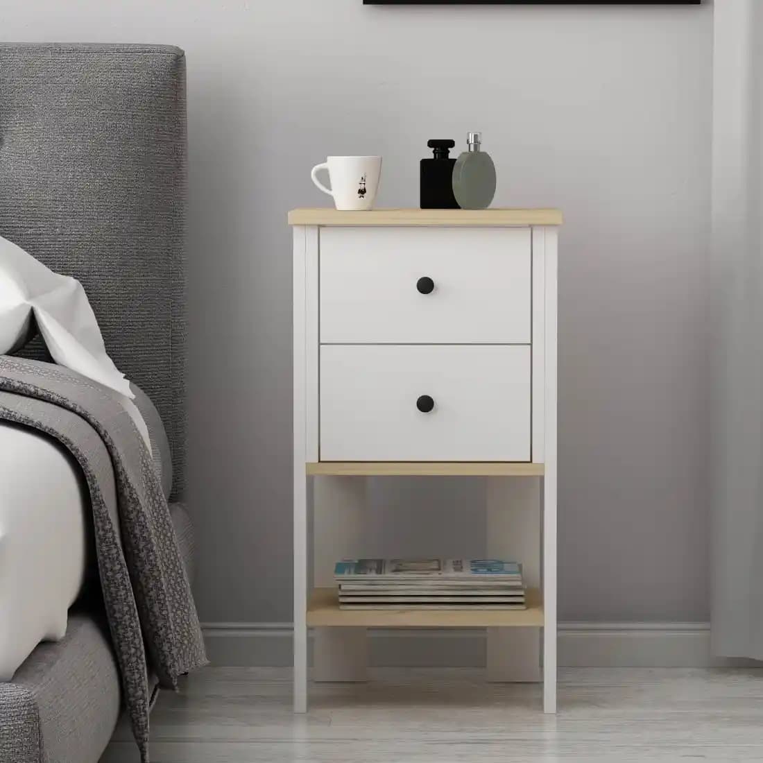 Fonksiyonel Beyaz Çekmeceli Komodinler: Yatak Odasında Şıklık ve Pratiklik