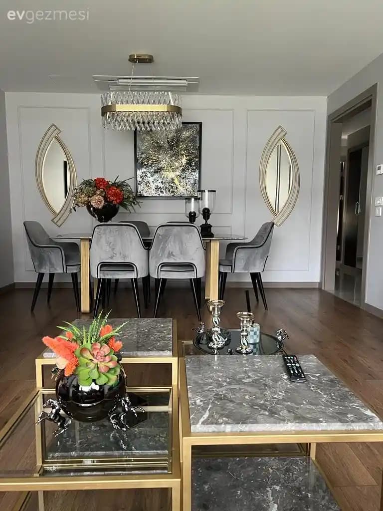 Gold Salon Dekorasyonunda Zarafet ve İşlevselliği Birleştiren Tasarım Yaklaşımları