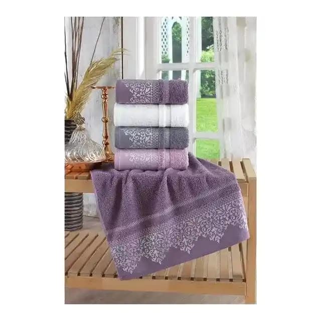 Havlu Sepetleri: Ev Dekorasyonunda İşlevsellik ve Estetik İçin En İyi Seçenekler