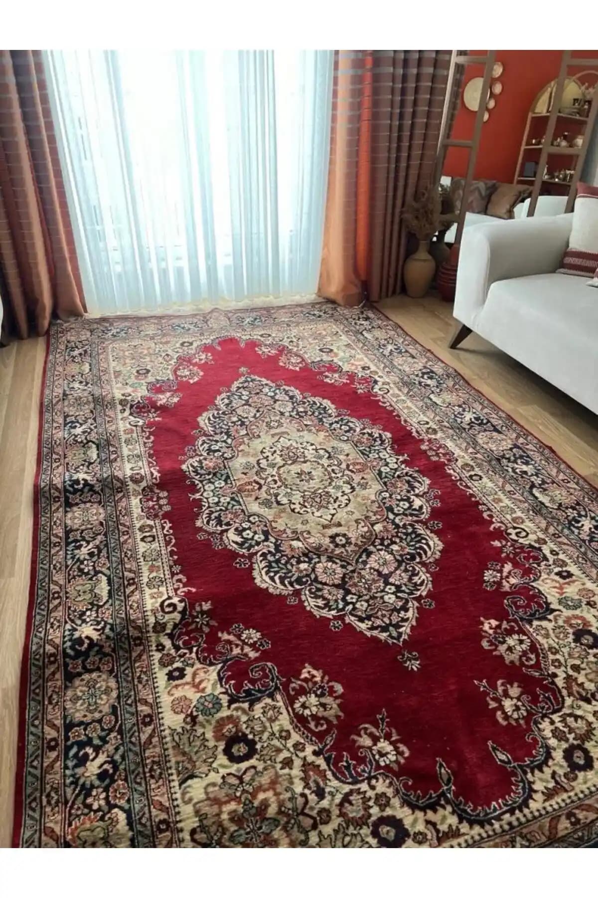 İç Mekân Dekorasyonunda Halıların Rolü ve Canlı Tasarımlarla Mekânları Canlandırma
