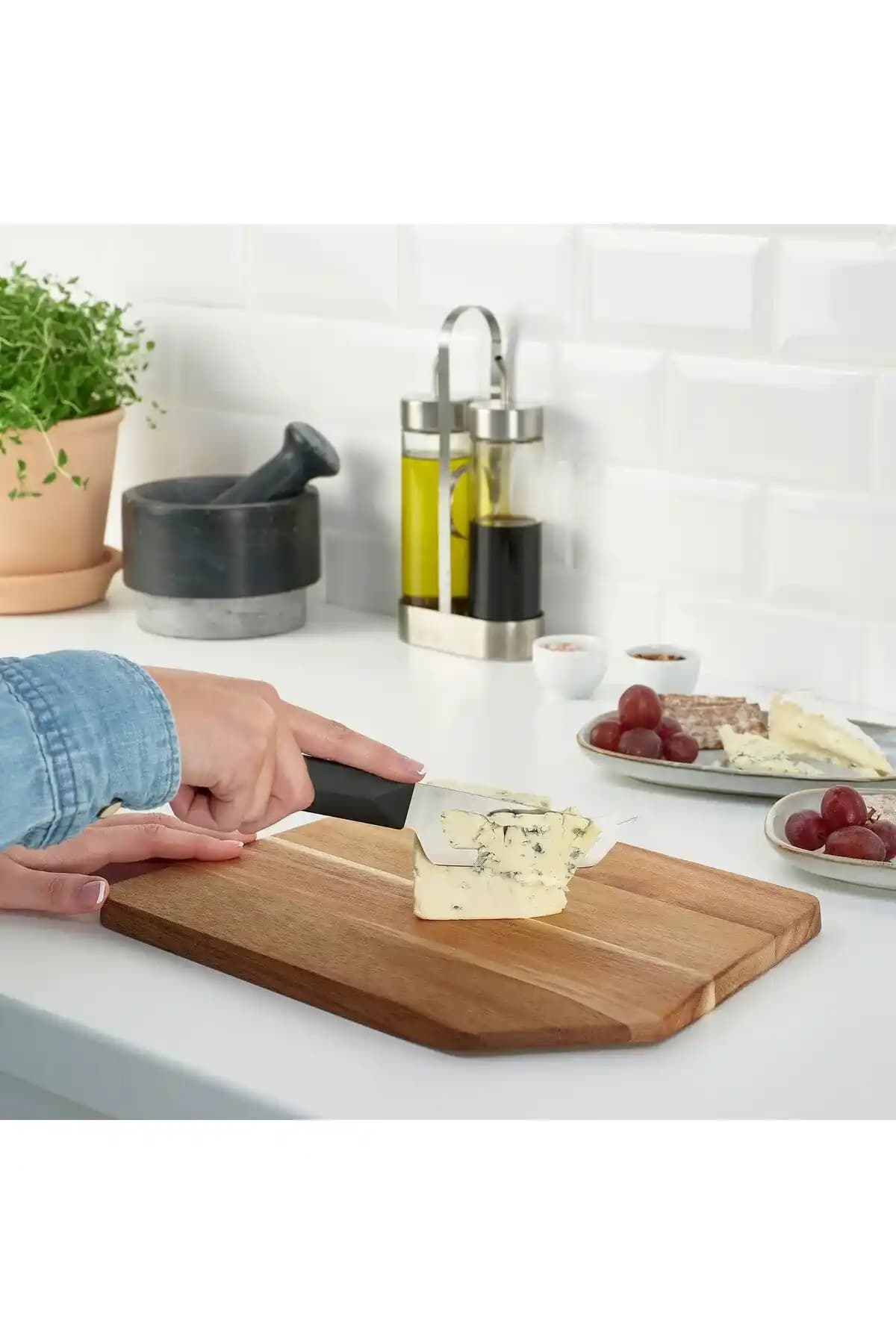 İKEA Ahşap Sunum Tahtaları: Estetik ve Fonksiyonelliğin Buluşması