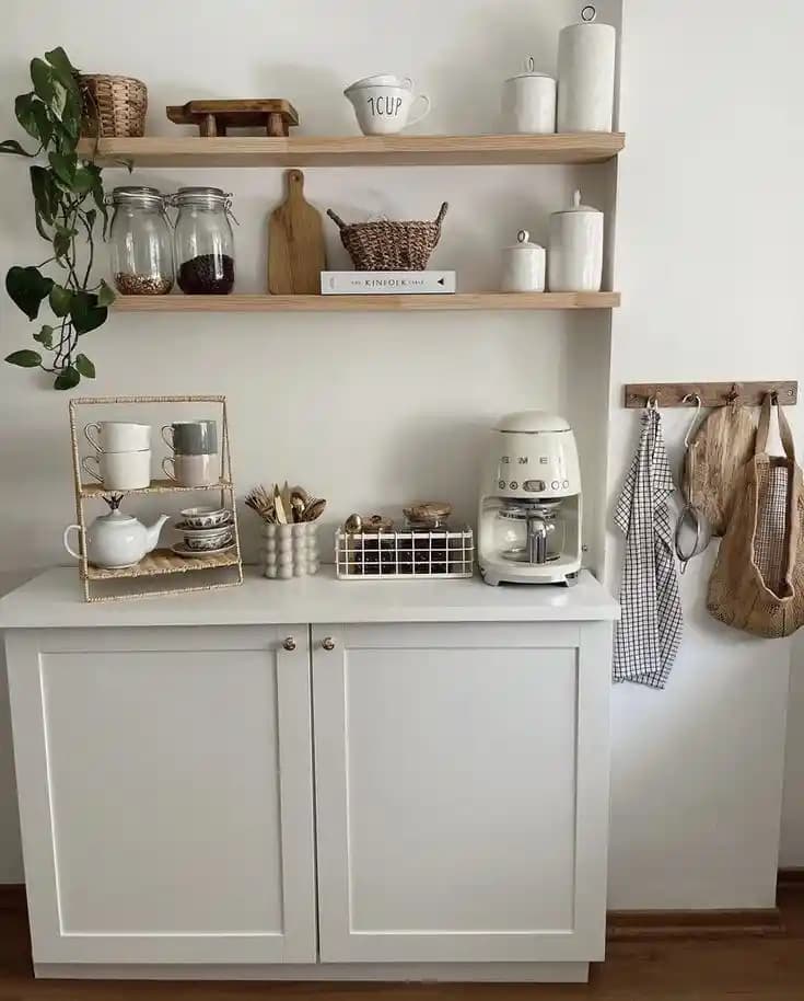 Kahvaltı Dolabı İç Dekorasyonunda Uyum ve Estetik Detaylar