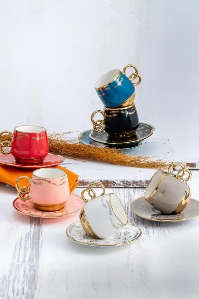 Kahve ve Çay Setlerinin Dekoratif ve Kullanım Amaçlı Seçenekleri ve Tasarım Özellikleri