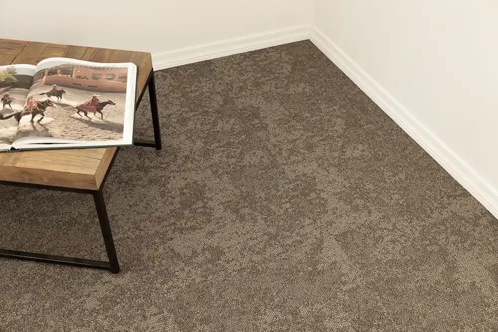 Kahverengi Halıların Dekorasyondaki Yeri ve Uygun Kullanım İpuçları