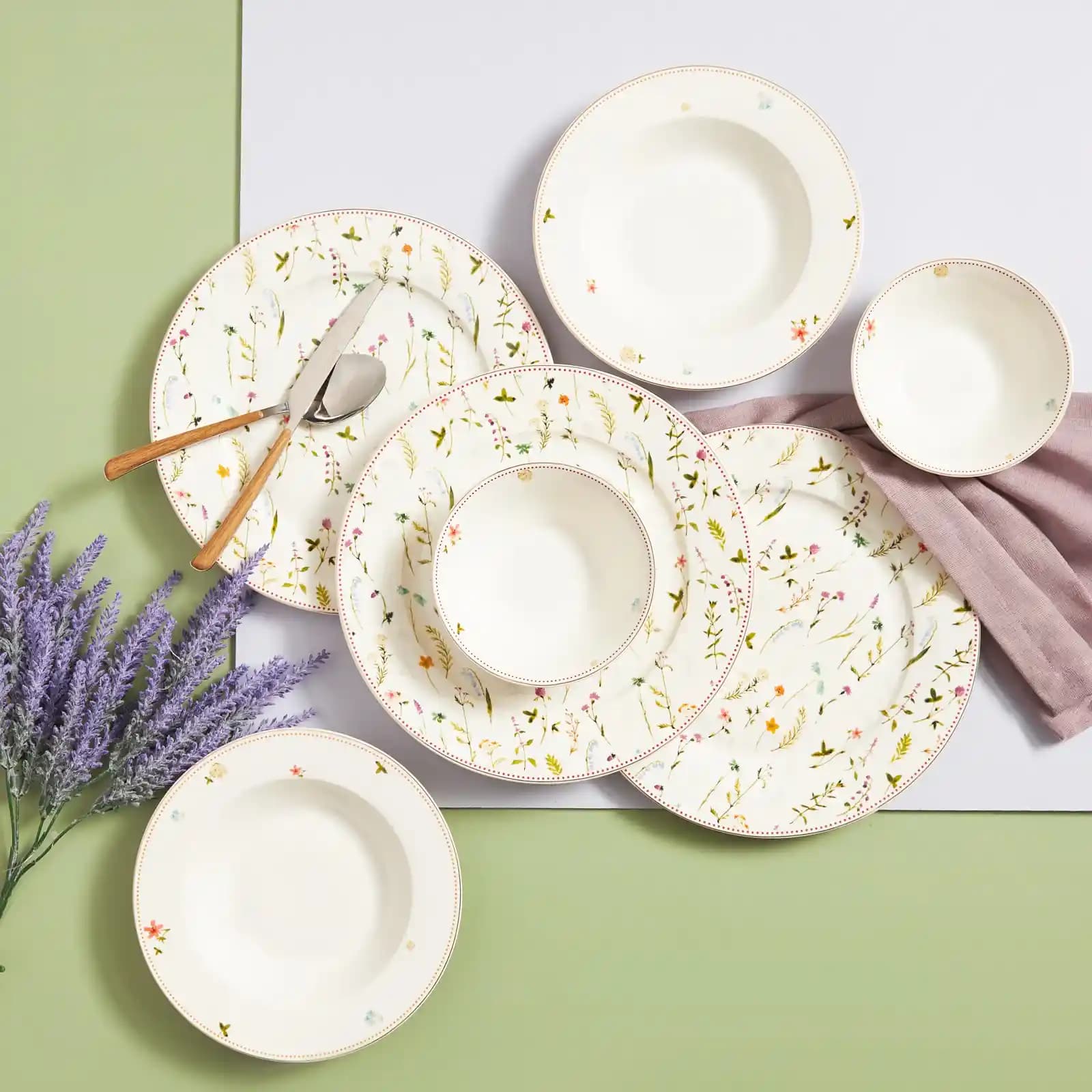 Karaca Leilak Yemek Takımı: Estetik ve Dayanıklılığı Bir Arada Sunan Modern Setler