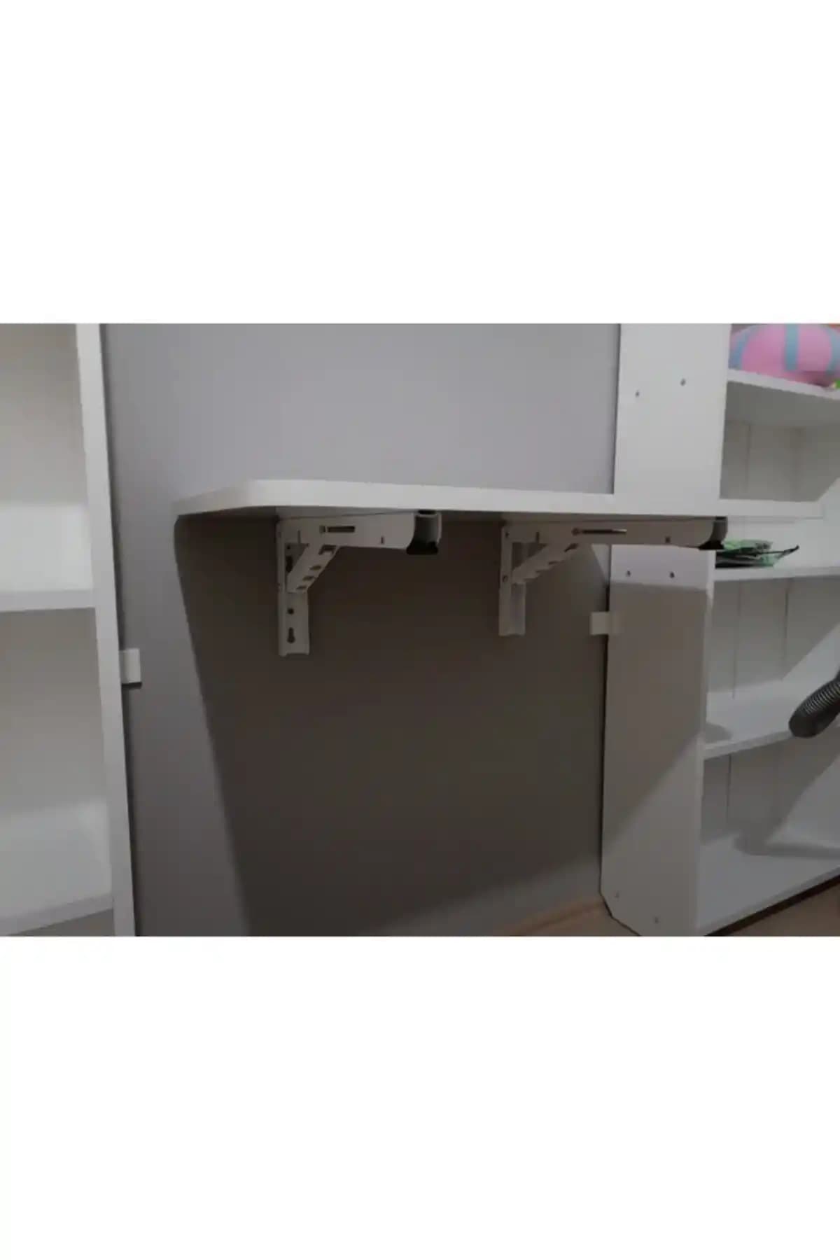 Katlanabilir Masa Konsolu: Modern Yaşam Alanları İçin Pratik ve Estetik Çözüm