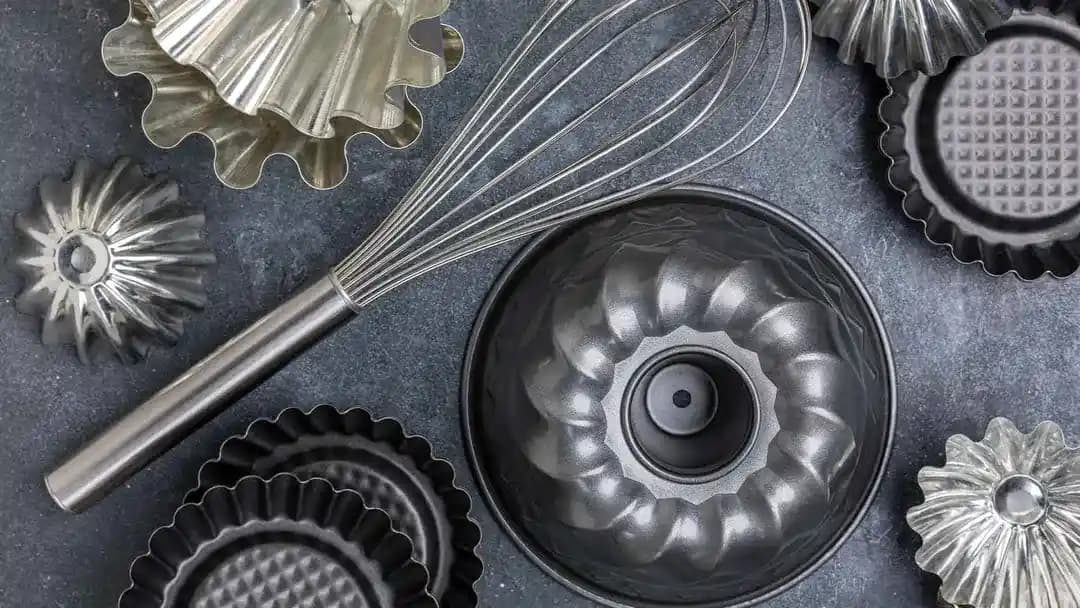 Kek ve Pasta Kalıpları Arasındaki Temel Farklar ve Kullanım İpuçları