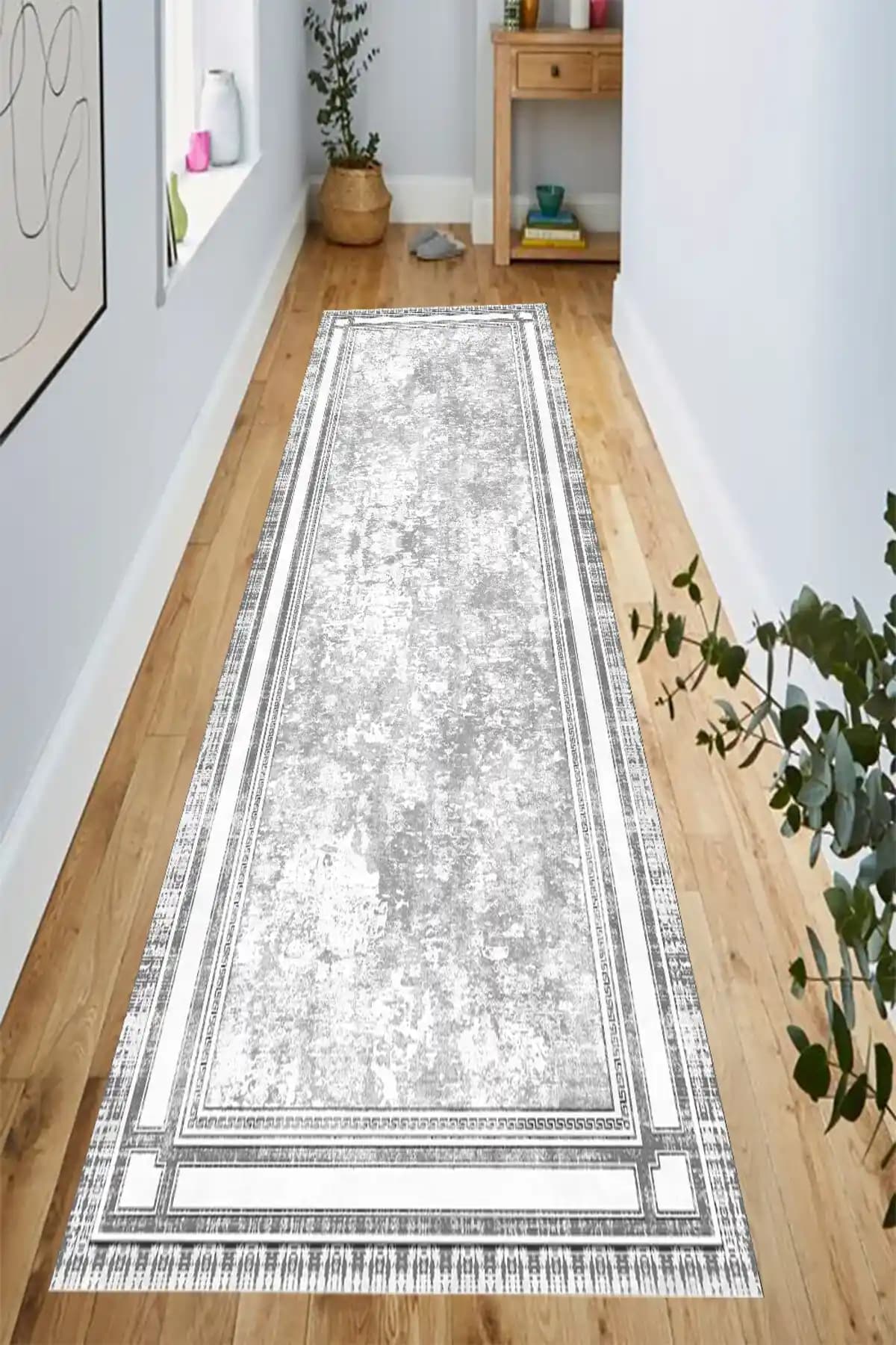 Koridorlar İçin Fonksiyonel Yolluk Halılar: Dayanıklılık ve Estetiğin Buluşması