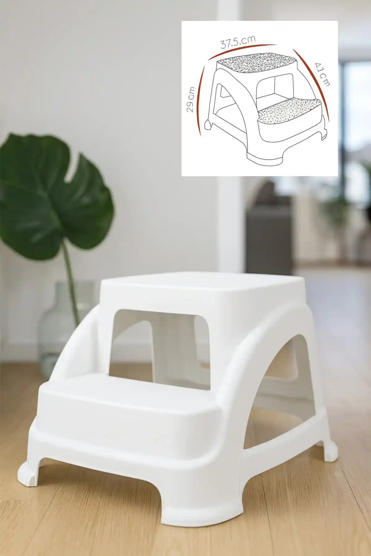 Küçük Plastik Tabureler: Evde Kullanım İçin Pratik ve Güvenilir Çözüm Önerileri