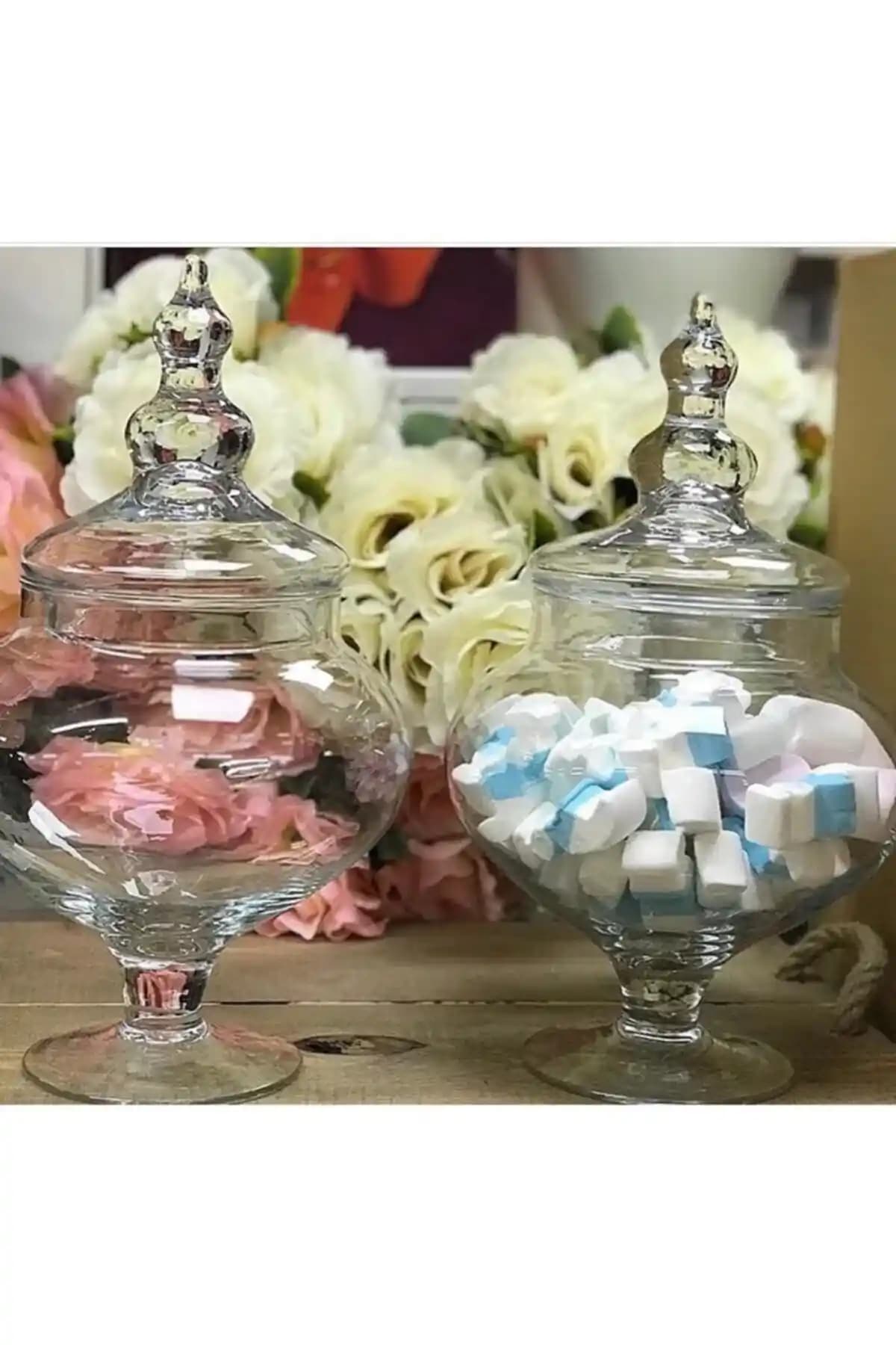 Kurabiyelik Cam Fanuslarla Partiye Şıklık Katmanın Etkili Yolları ve Dekorasyon İpuçları