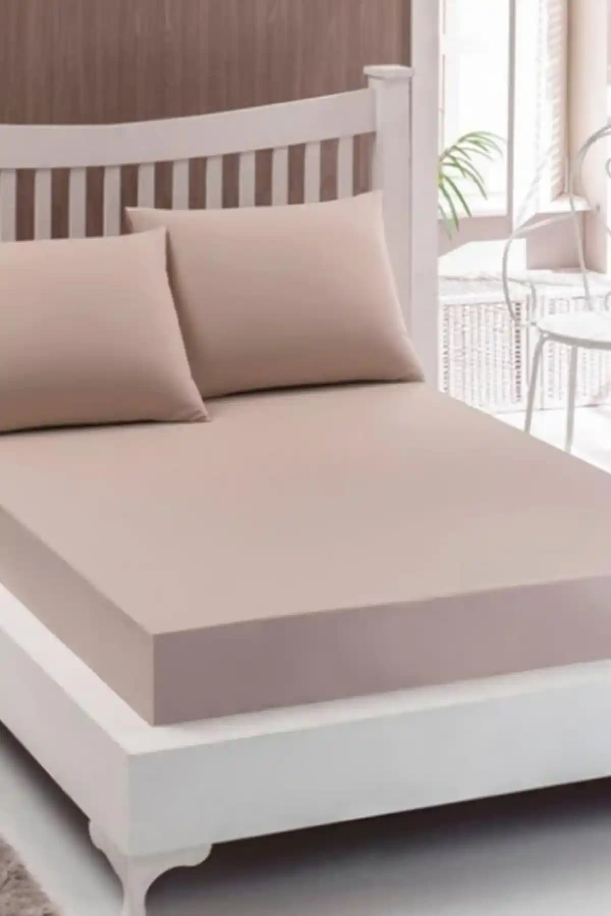 Lastikli Çarşaf Takımları: Konfor ve Modernlik Sunan Yatak Odası Çözümleri