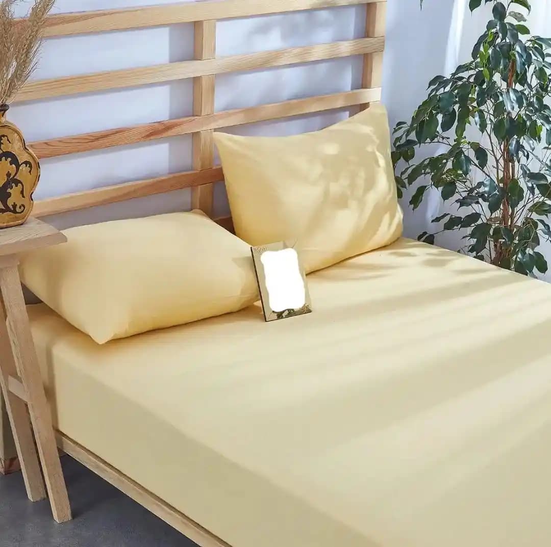 Lastikli Çarşaflar ve Konforlu Uyku Deneyimi: Malzeme Seçenekleri ve Kullanım Avantajları