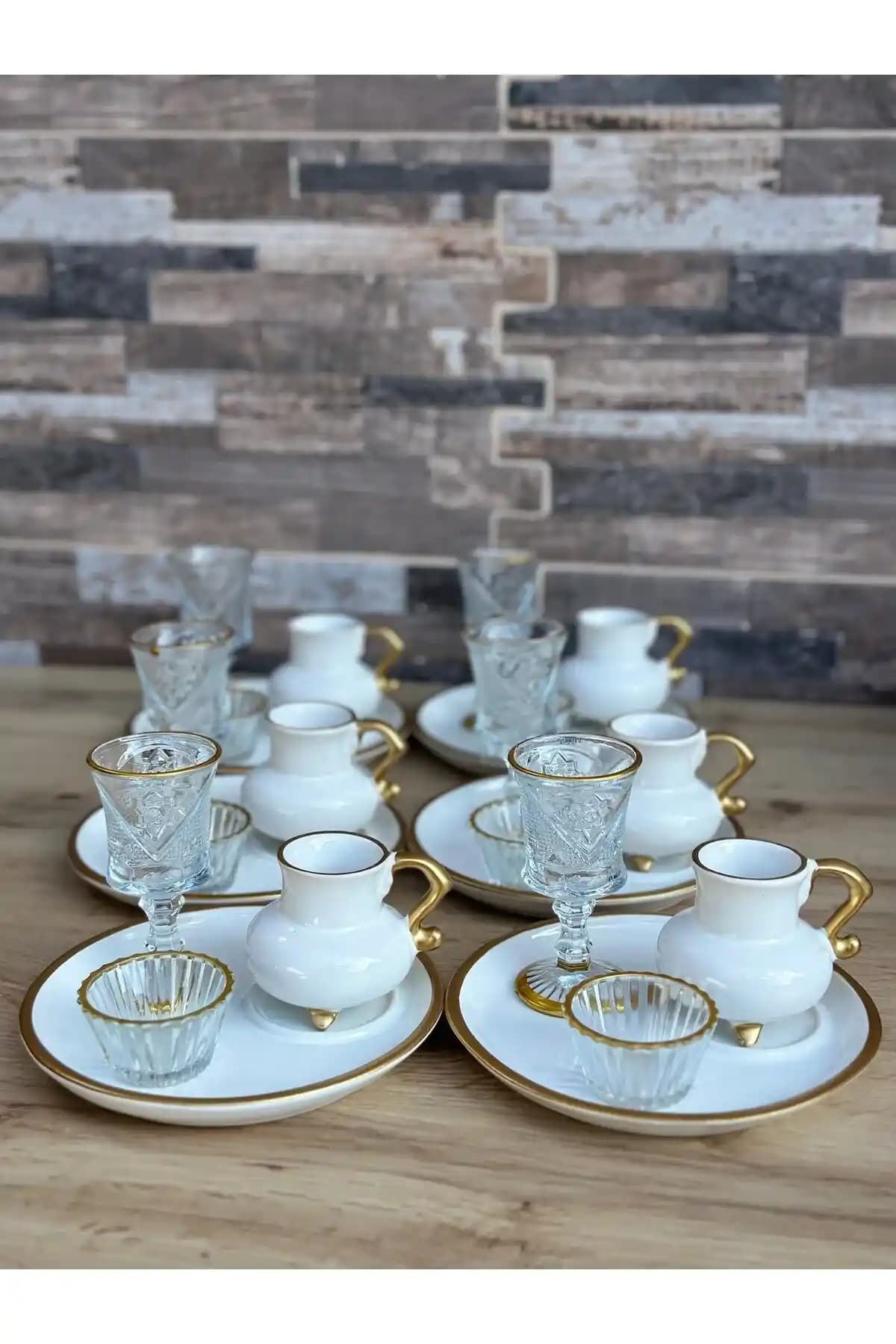 Lüks Doğal Bone Fincan Setleri: Estetik ve Dayanıklılığın Birleştiği Mutfak Aksesuarları