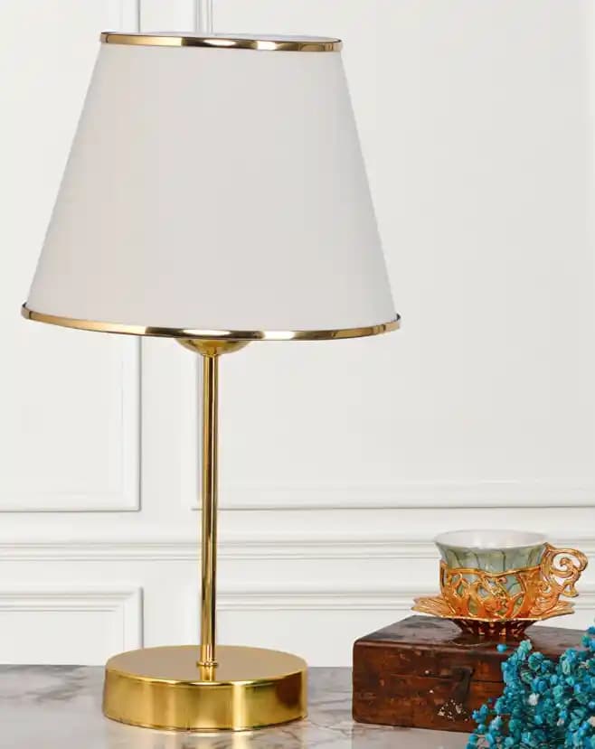 Masa Lambası Modelleri ve Dekorasyonda Kullanım İpuçları