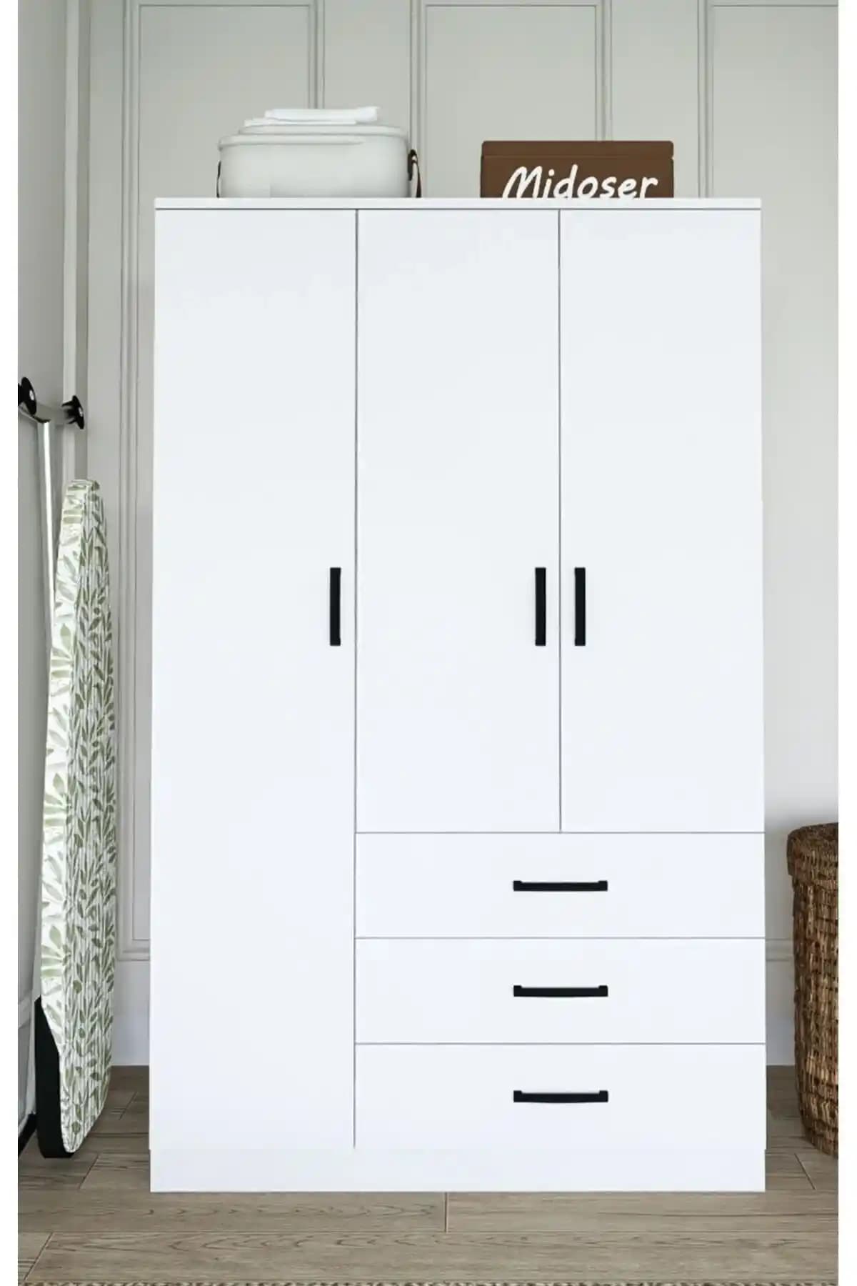 Mat Beyaz 3 Kapılı Dolaplar: Modern Tasarım ve Fonksiyonellik Bir Arada