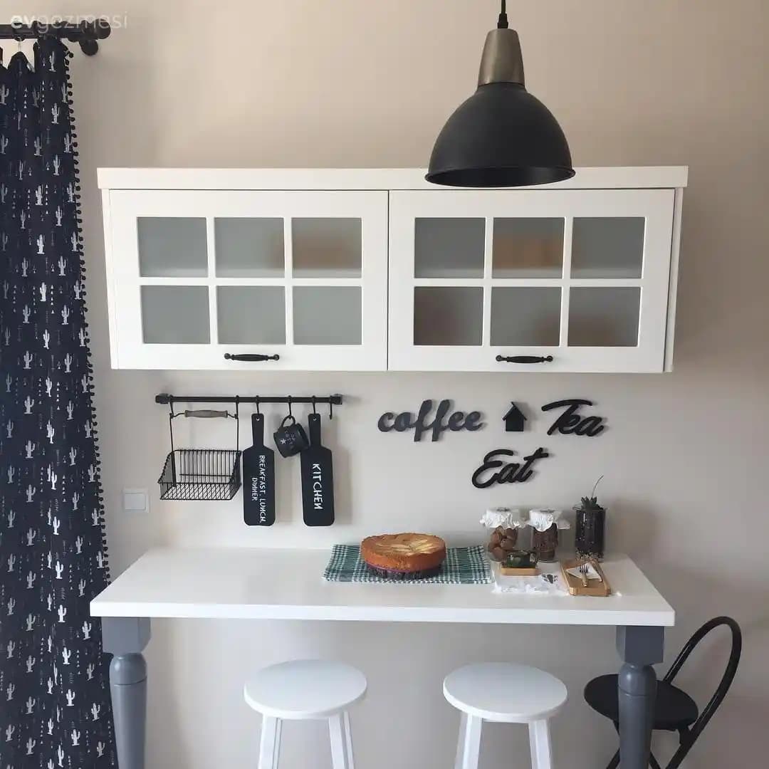 Modern Dekorasyonda İki Kişilik Masa Seçenekleri ve Tasarım İpuçları