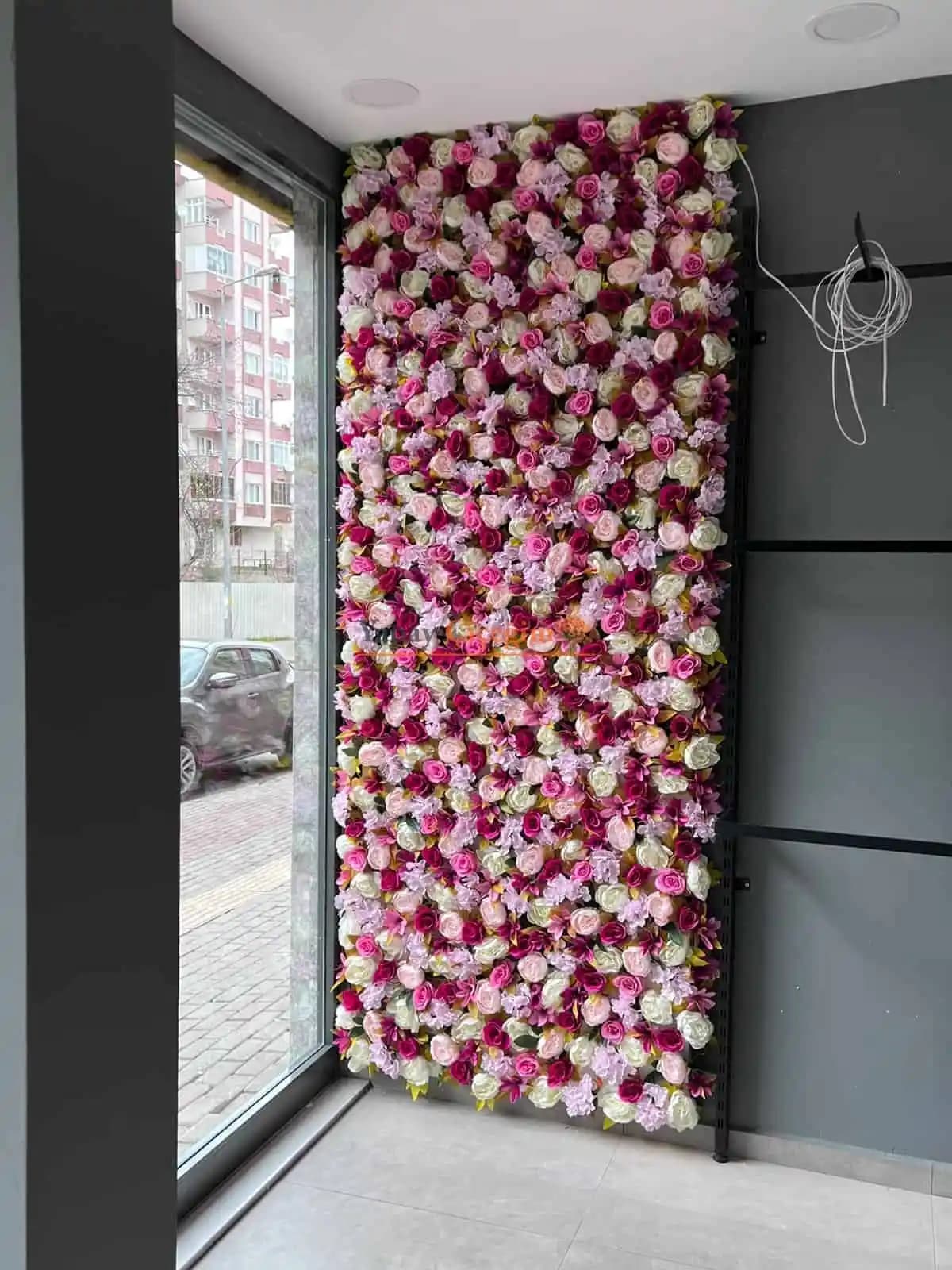 Modern Estetik Dekorasyon ve Yapay Duvar Çiçekleri: Güncel Trendler ve Uygulama İpuçları