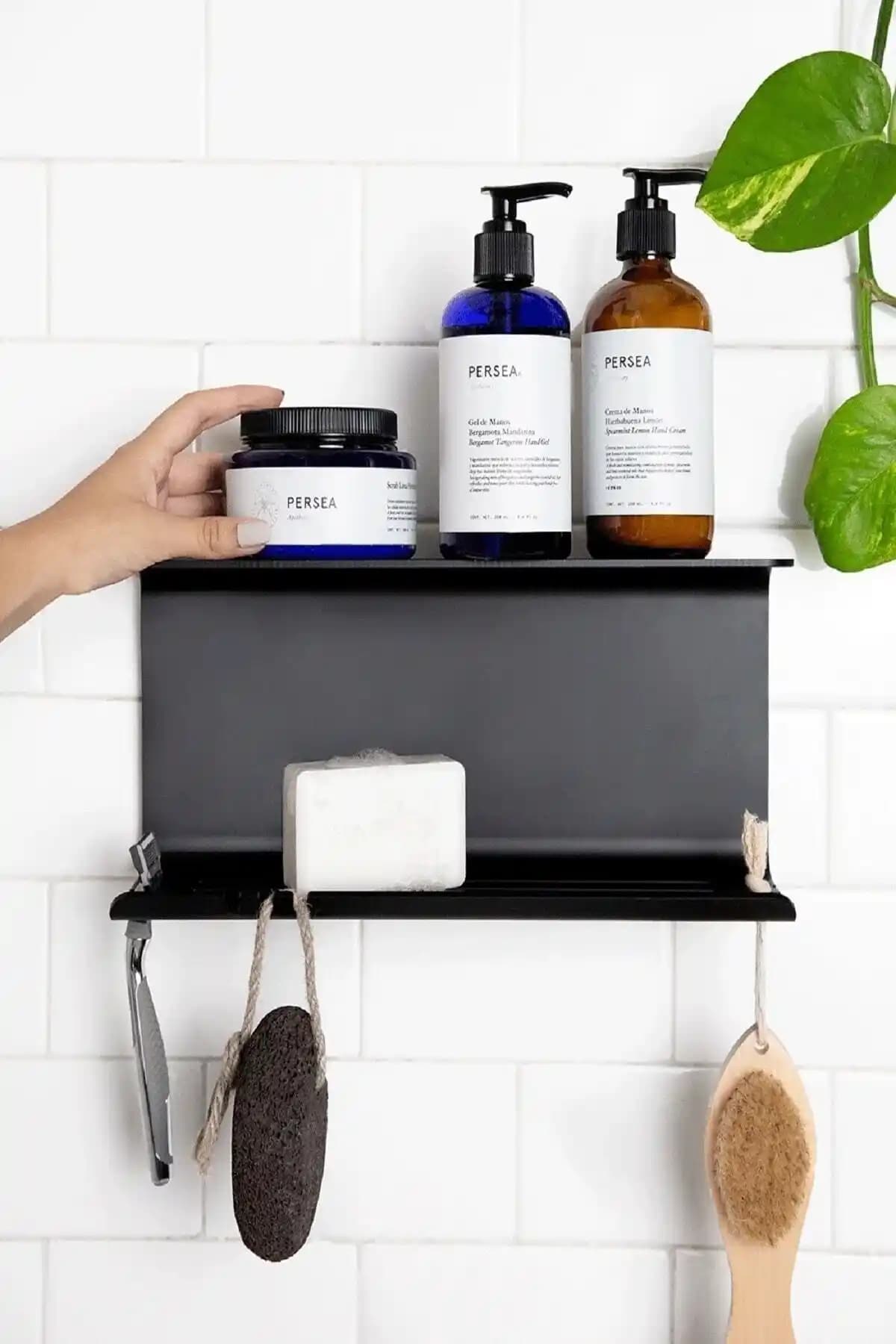 Modern Metal Malzemeden Üretilen Duş Rafları: Dayanıklılık ve Estetik Avantajlar