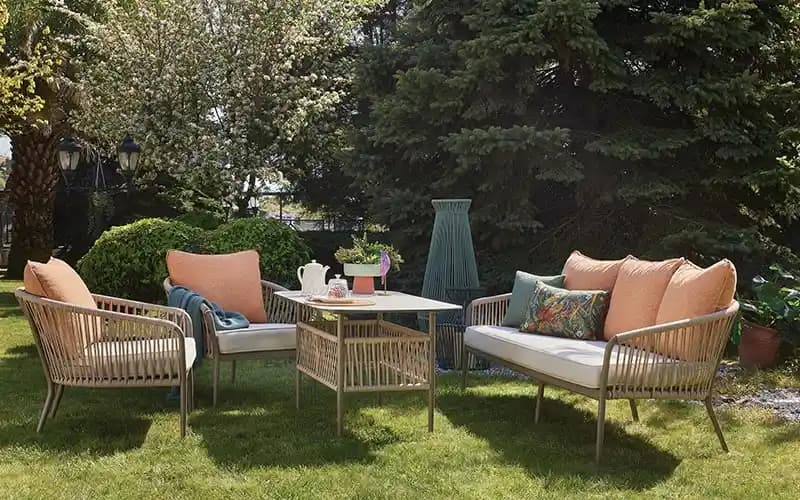 Modern Mobilya Tasarımında Dayanıklılık ve Estetik Uyumunun Önemi