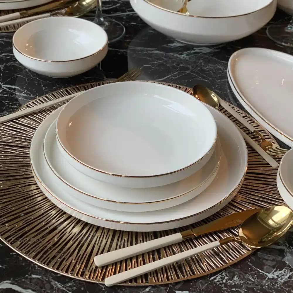 Modern Tasarım Yemek Takımı Setleri: Estetik ve Fonksiyonelliğin Birleşimi