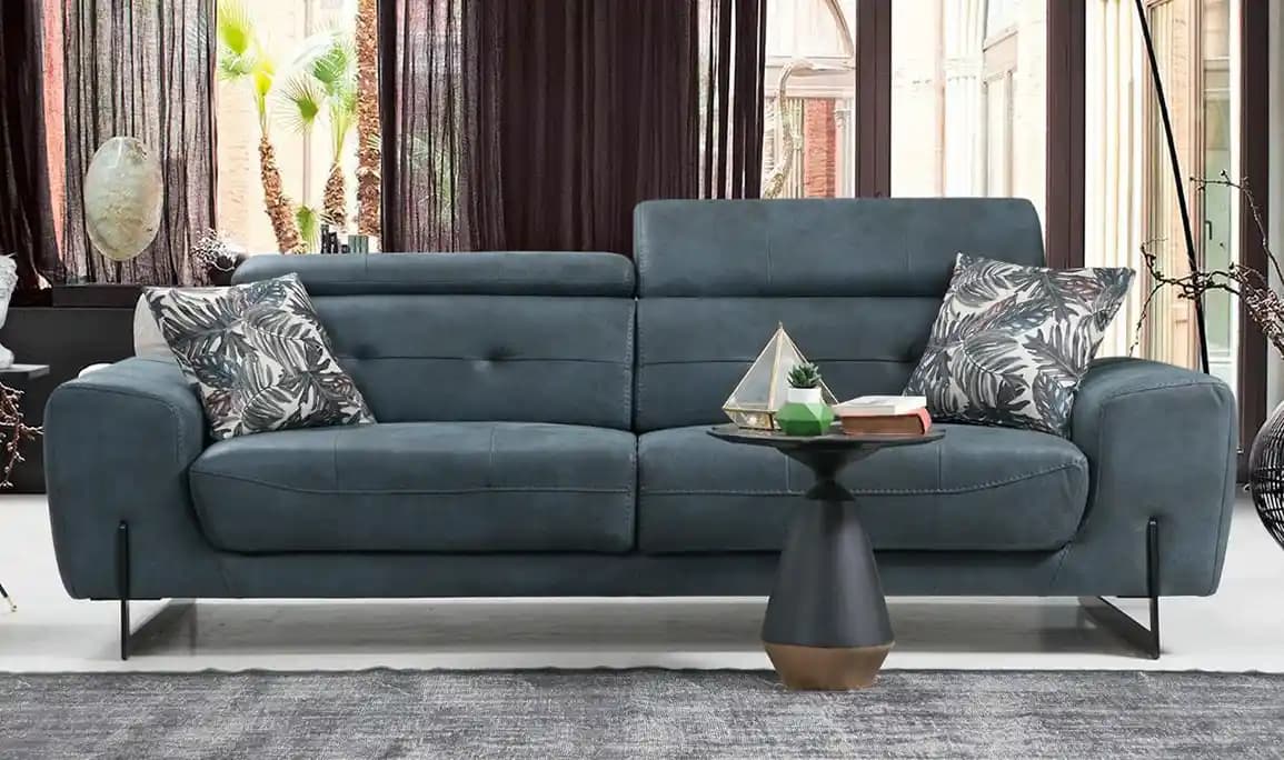 Modern Üçlü Koltuk Modelleri: Estetik ve Fonksiyonellik Bir Arada