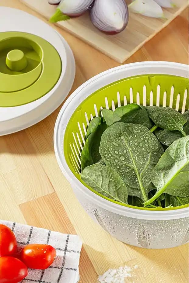 Modern ve Fonksiyonel Salata Kurutucu Ürünleriyle Mutfak Verimliliğinizi Artırın