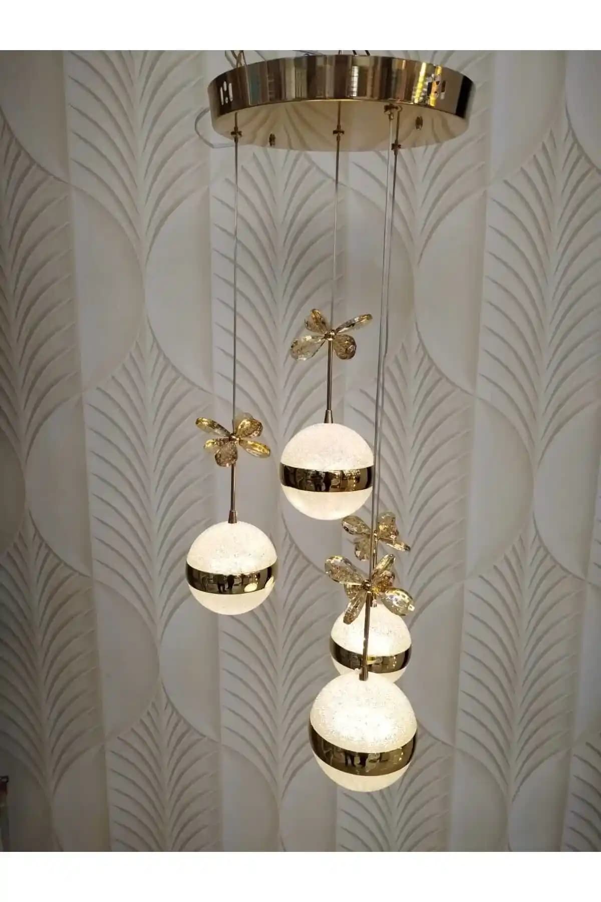 Modern ve Şık Avize Tasarımlarıyla Mekanınıza Estetik Katın