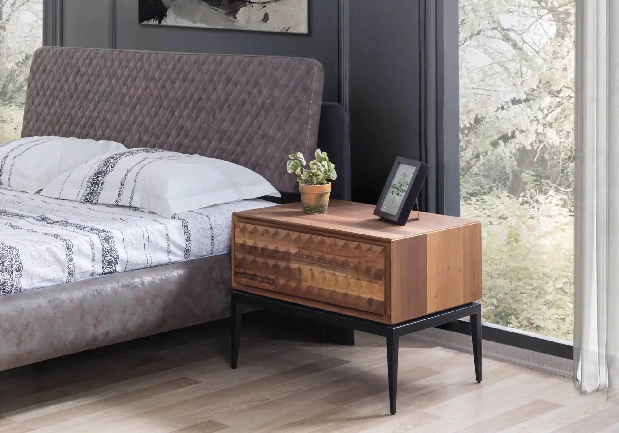 Modern yatak odası tasarımı ve fonksiyonel karyola seçim kriterleri