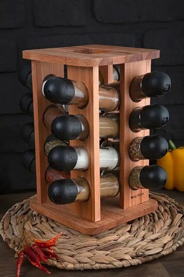 Mutfak Dekorasyonunda Şık Baharatlıklar: Estetik ve Fonksiyonelliğin Buluşması